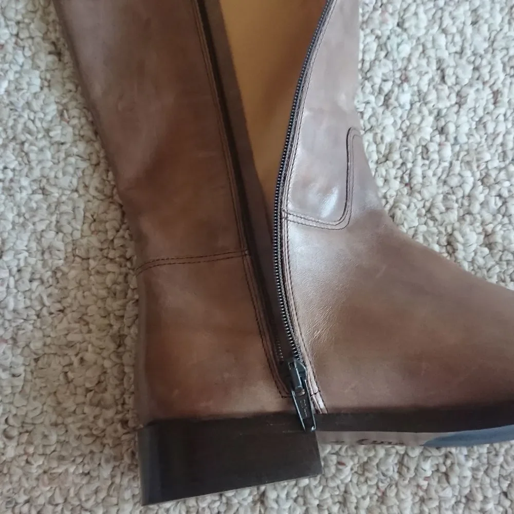 Saks Fifth Avenue Italy Taupe Brown Black Leather Knee High Riding boots sz 6